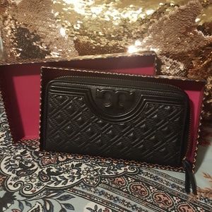 Tory Burch Fleming Wallet